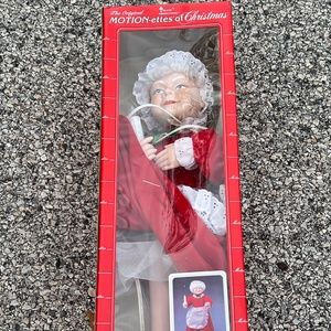 24” Telco Animated Mrs. Claus in Box Christmas Estate Free Ship